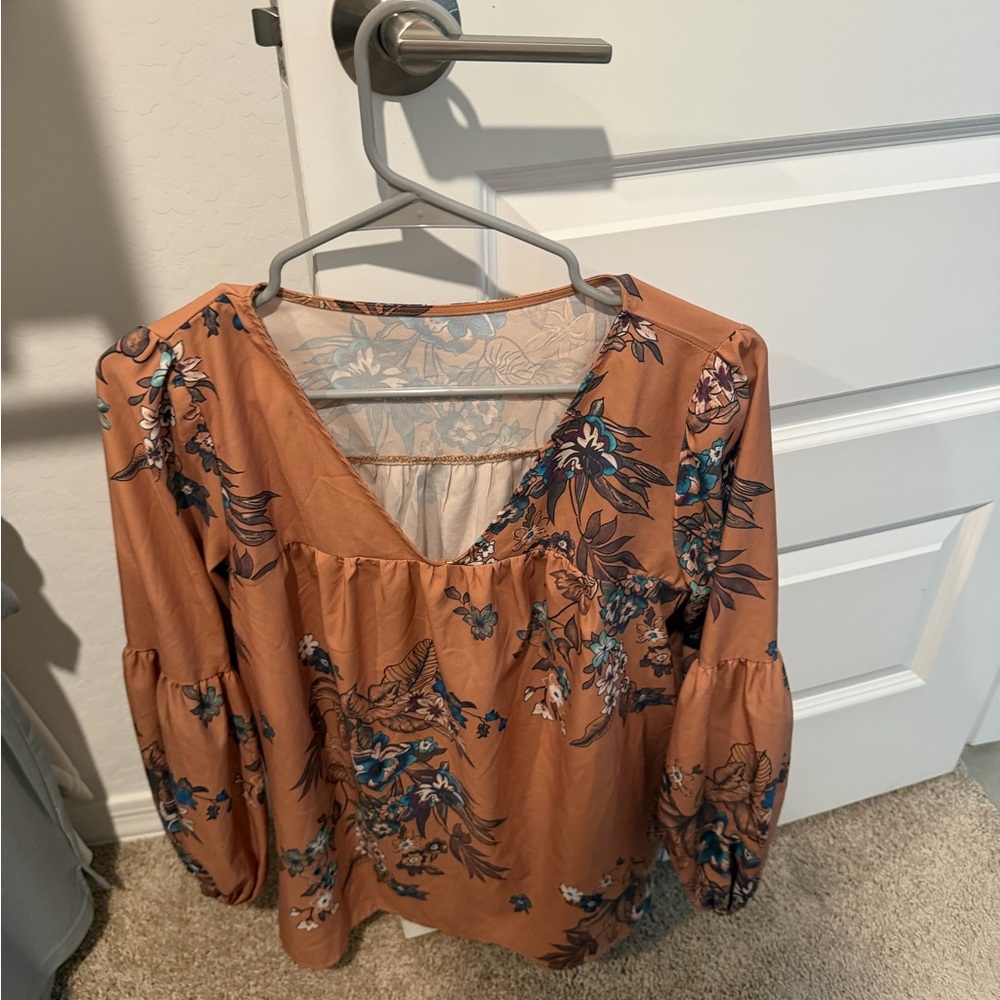 Floral V-Neck Women's Top - Brown